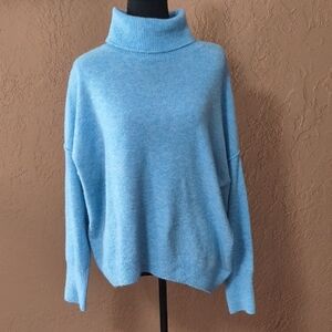Vince Camuto Light Blue Turtleneck Sweater Size L